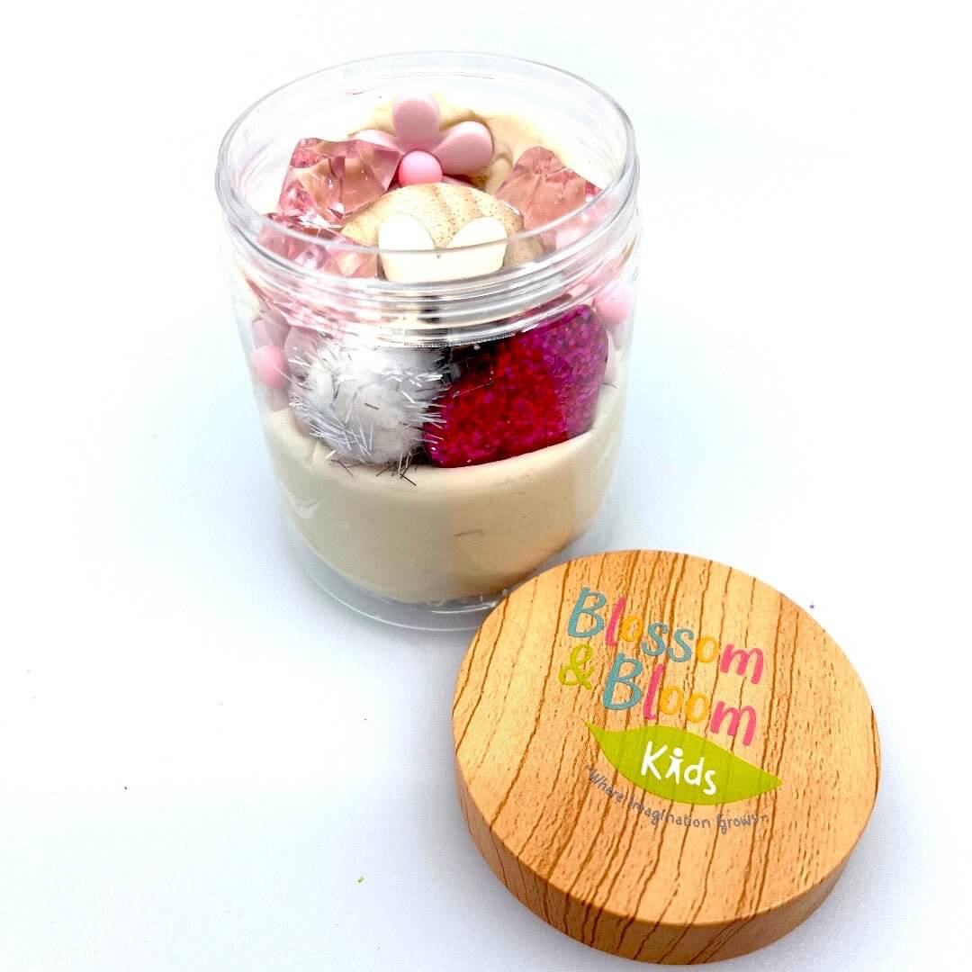 Hearts & Flowers Playdough Jar with wooden lid Blossom & Bloom Kids - Hearts & Flowers, Play dough Jar, Sensory Play - Blossom & Bloom Kids